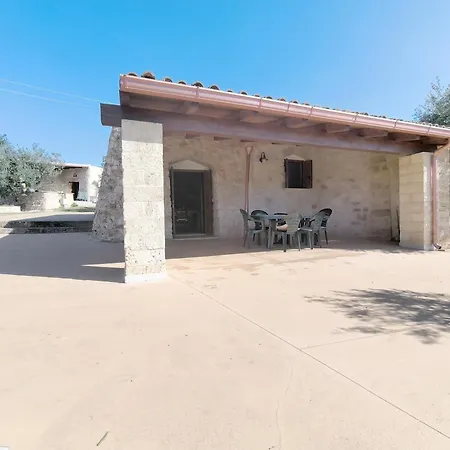 Giovanna A Pescoluse Puglia On Line Holiday home *